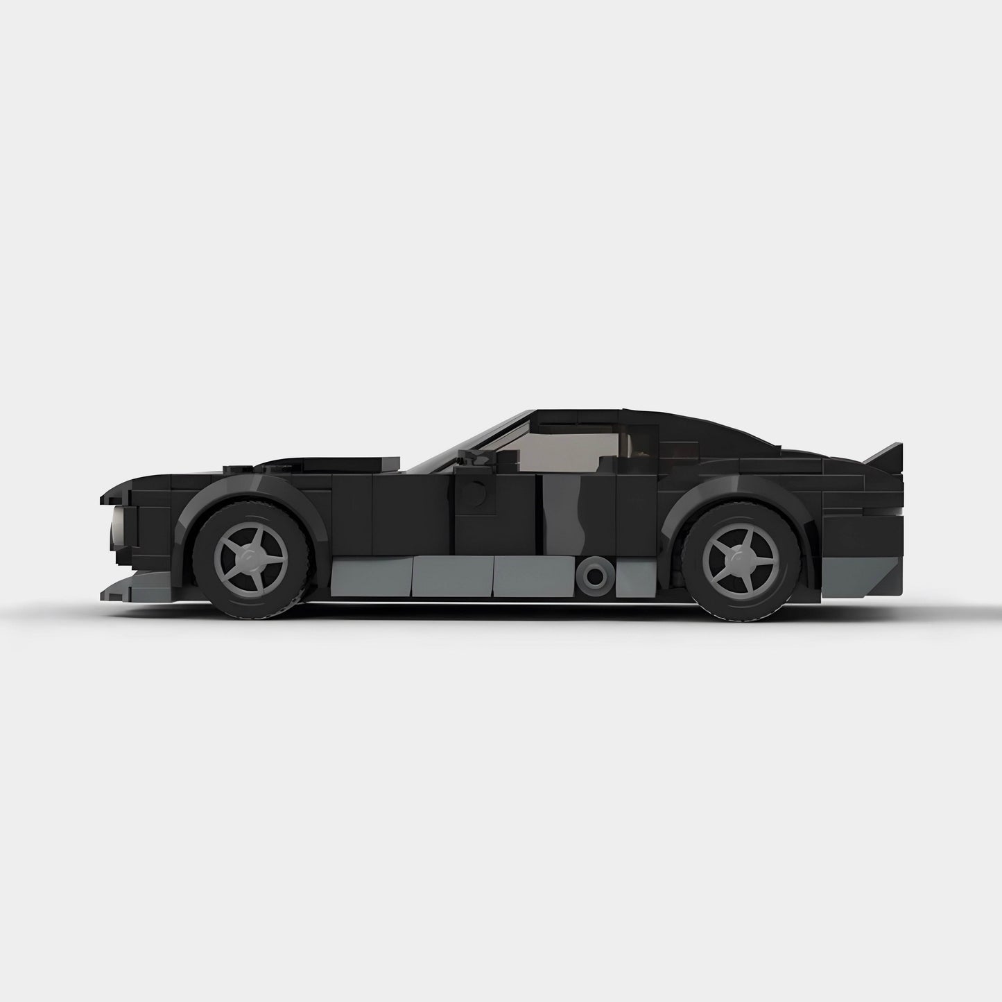 Aston Martin Victor - Vox Megastore
