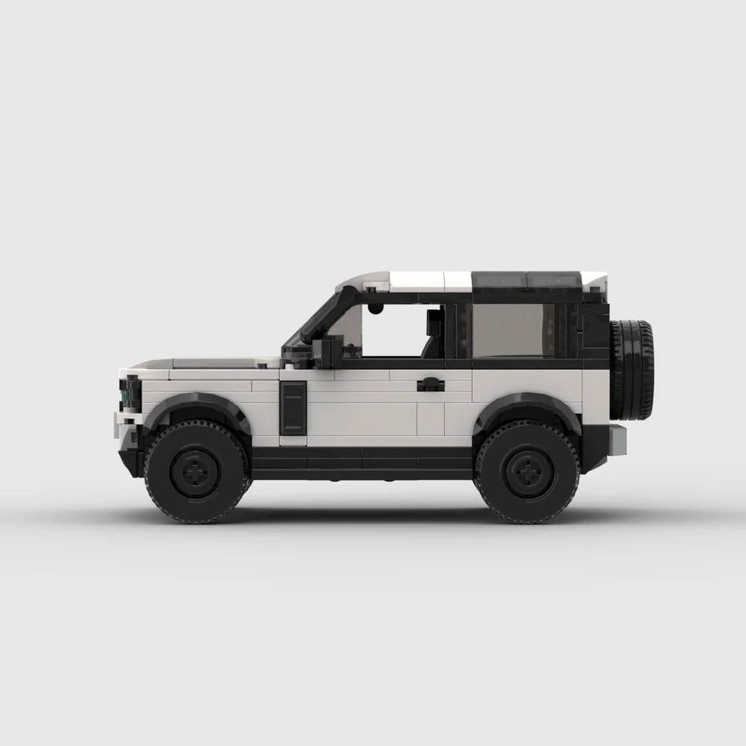 Land Rover Defender 90 - Vox Megastore