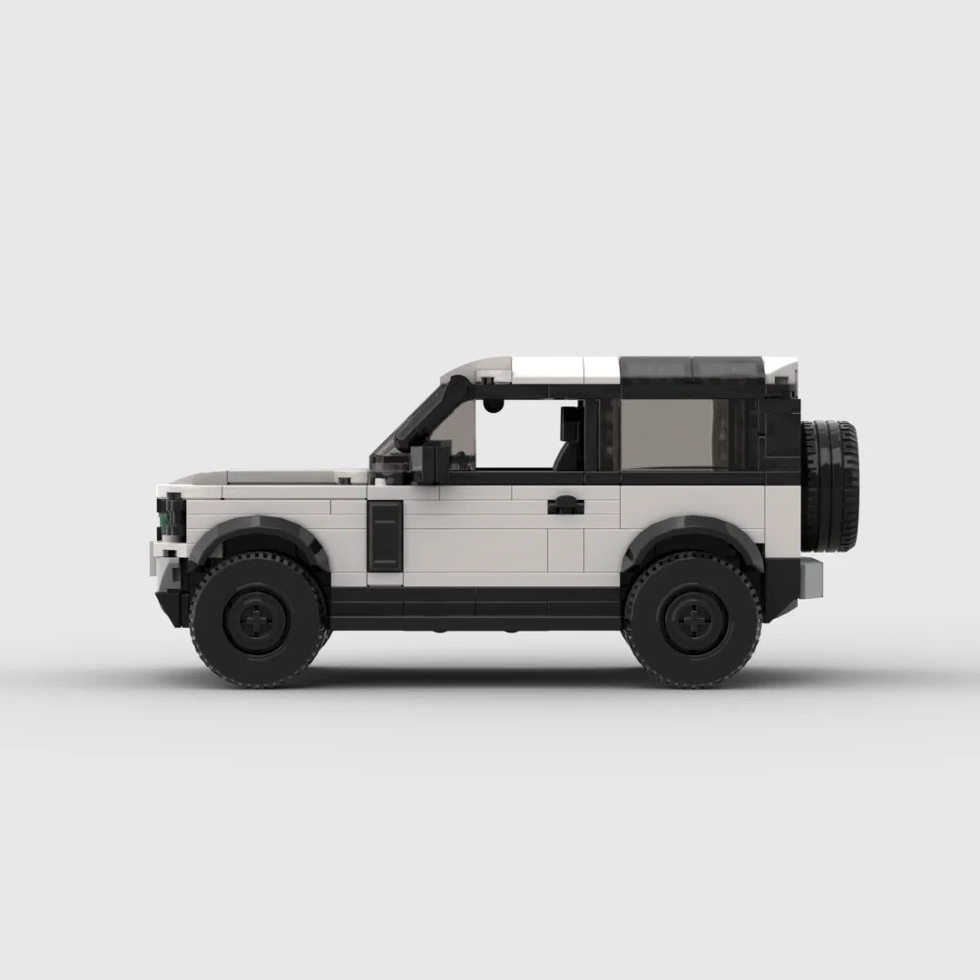 Land Rover Defender 90 - Vox Megastore
