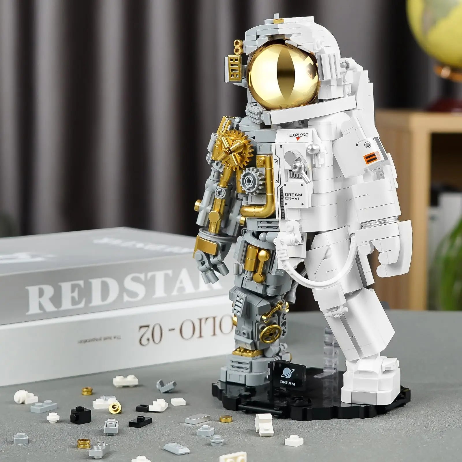 Astronaut Building Blocks Set (1088PCS) Vox Megastore