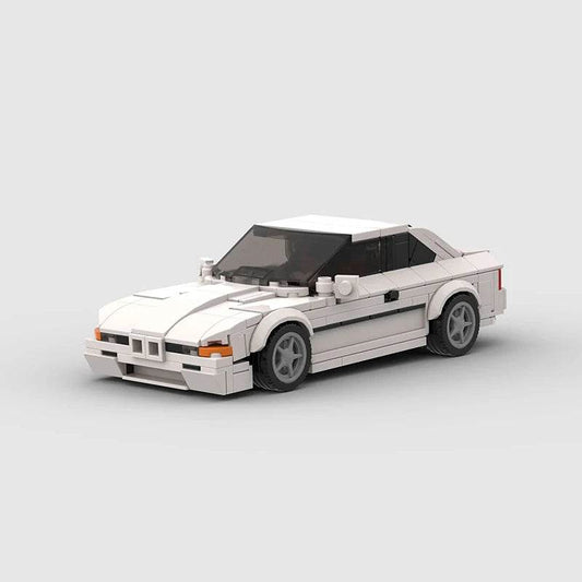 BMW 850CSi | White Edition - Vox Megastore  