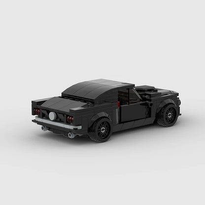 Ford Mustang Fastback - Vox Megastore  