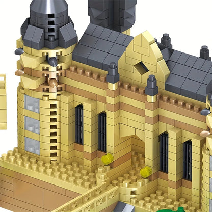 Hogwart Castle Building Blocks Set (900PCS) Vox Megastore