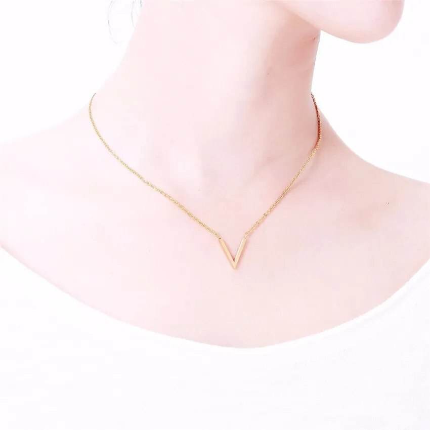 Minimal Chevron V Necklace Vox Megastore