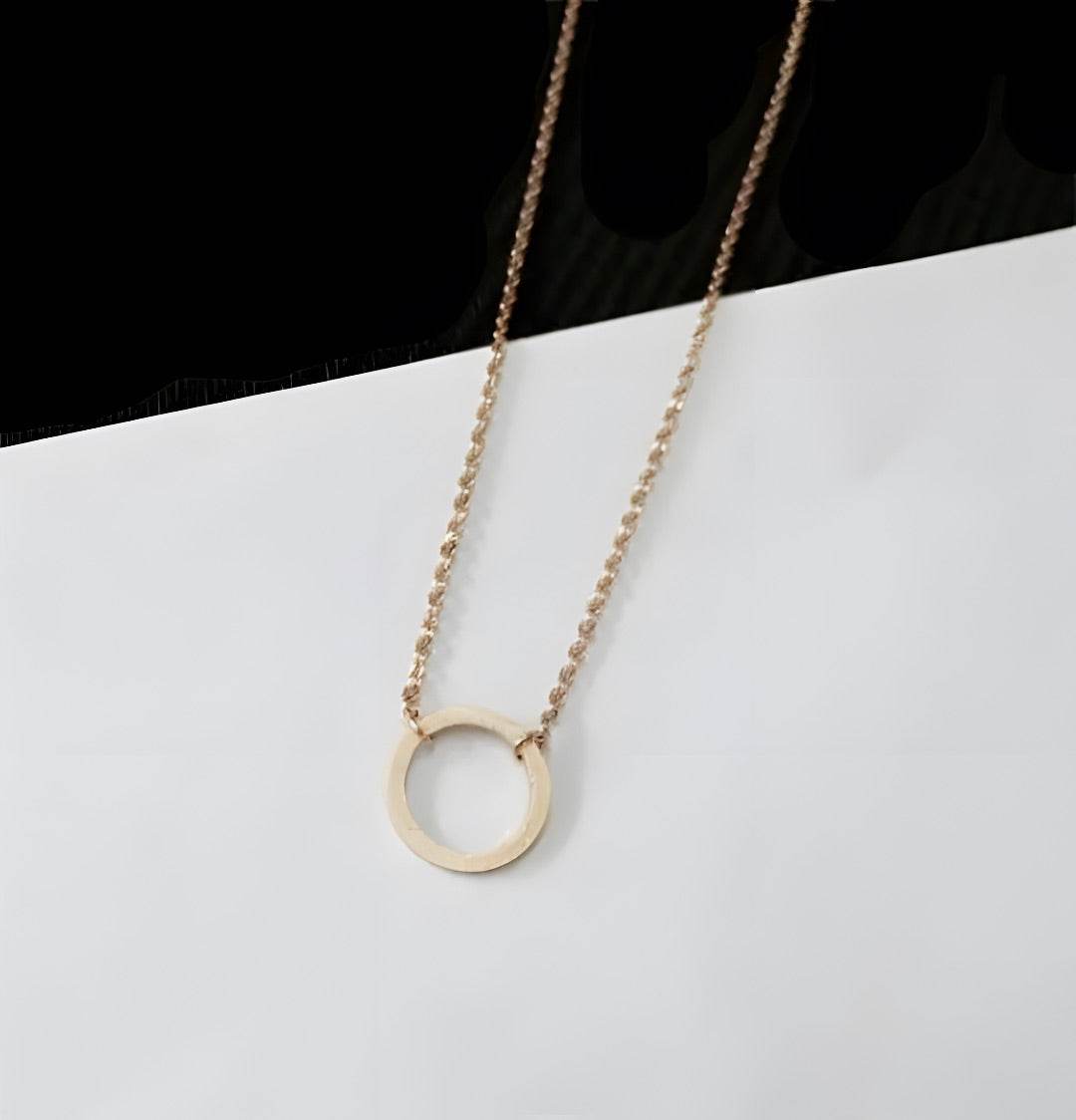 Minimalist Circle Necklace Vox Megastore