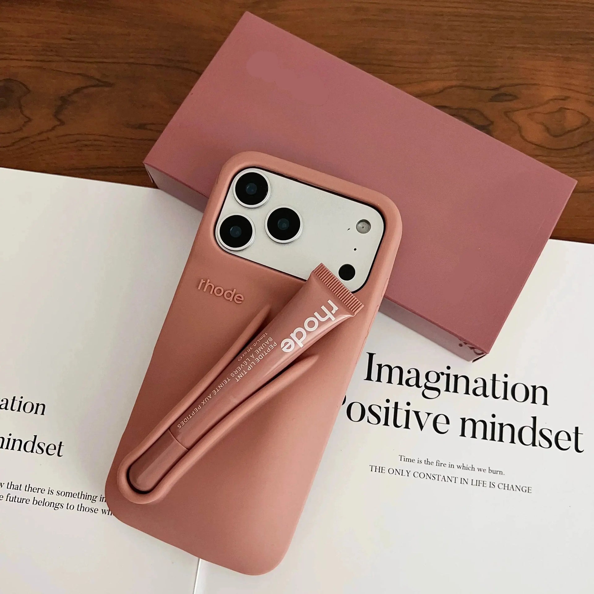 Lip Gloss iPhone Case | Built In Gloss Holder | Vox Megastore