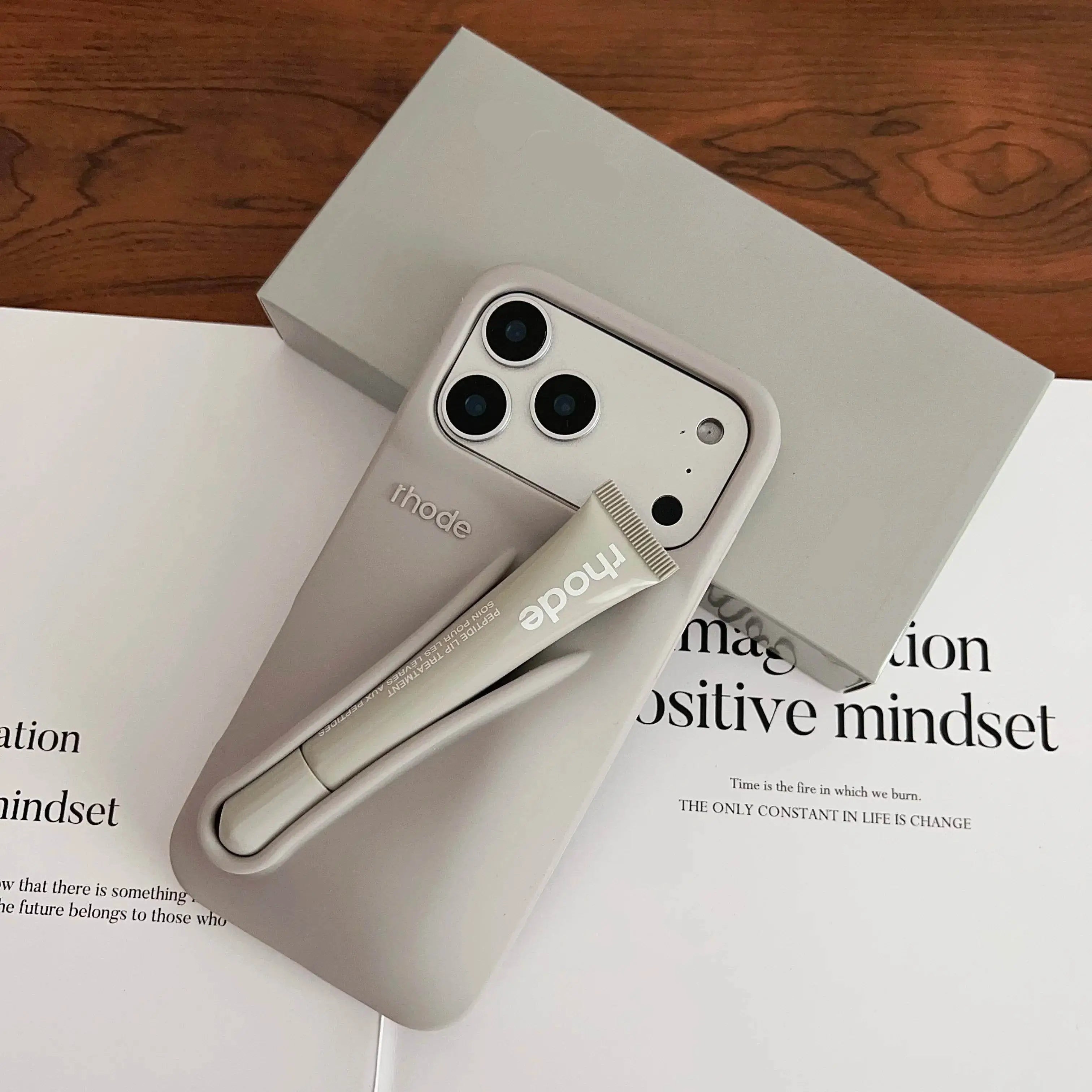 Lip Gloss iPhone Case - Vox Megastore