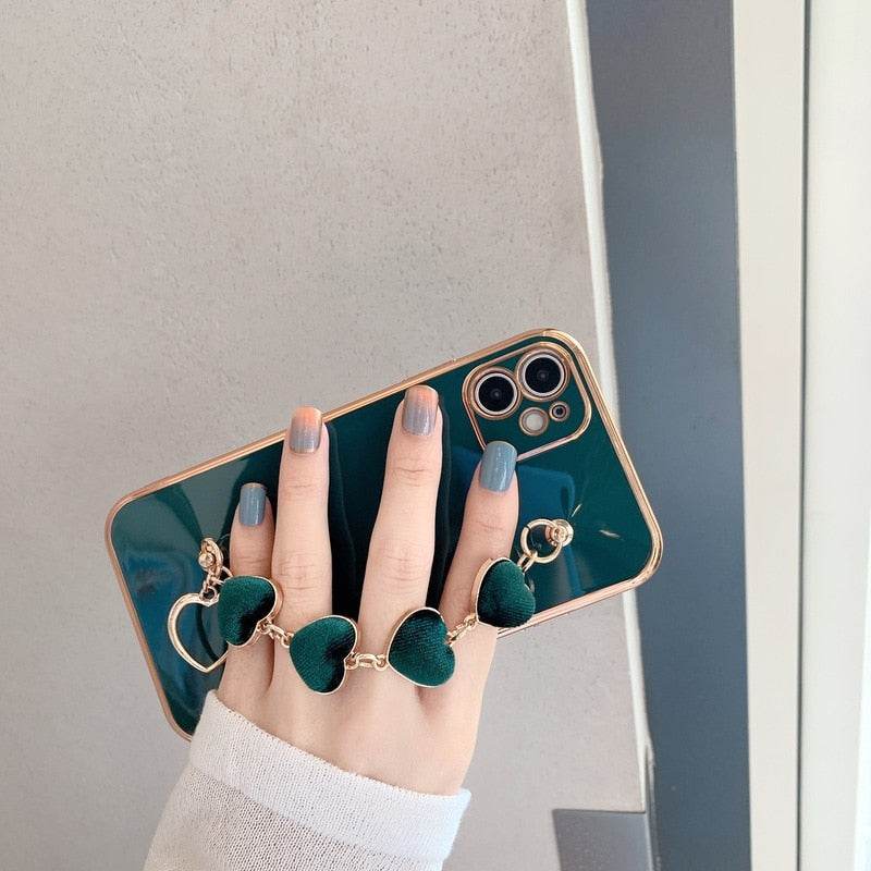 iPhone Case With Heart Wrist Bracelet - Vox Megastore