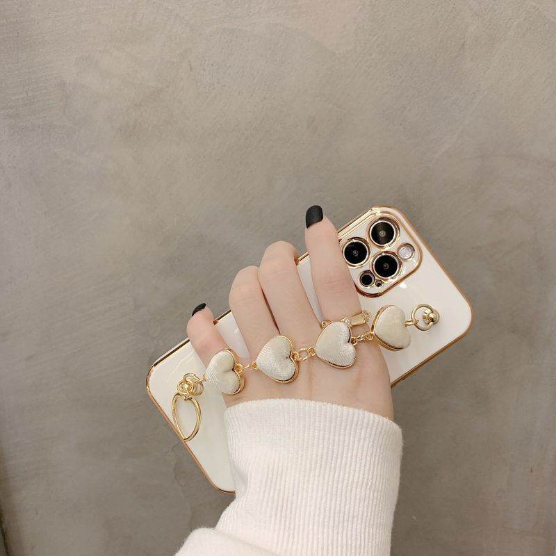 iPhone Case With Heart Wrist Bracelet - Vox Megastore